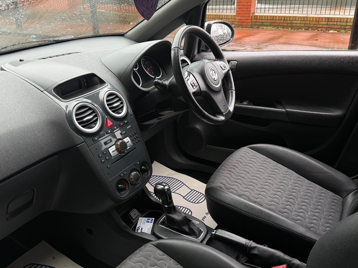 Used Vauxhall Corsa 2011 for sale - 77454628: Photo 12