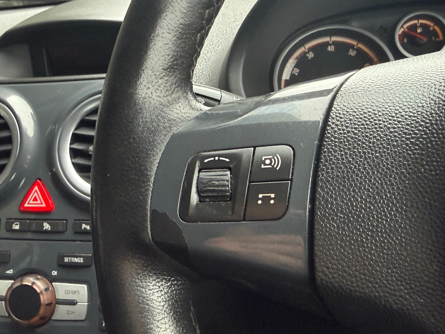 Used Vauxhall Corsa 2011 for sale - 77454628: Photo 19