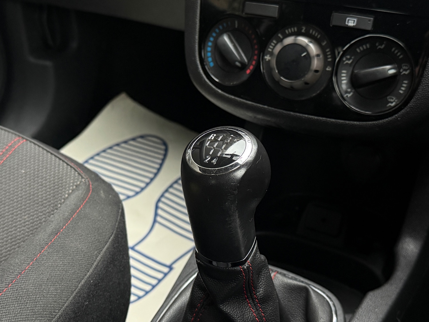 Used Vauxhall Corsa 2012 for sale - 77454296: Photo 17