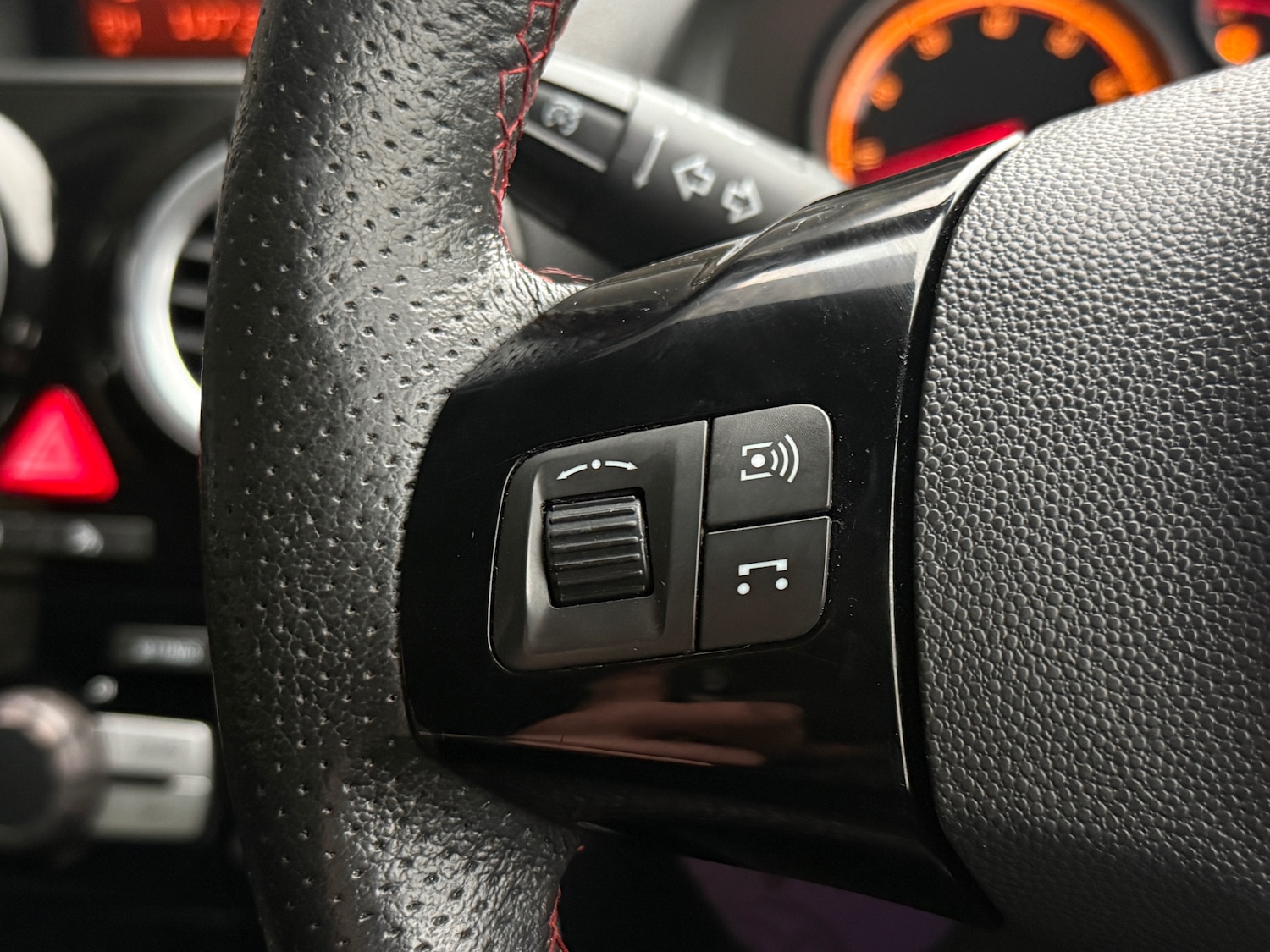 Used Vauxhall Corsa 2012 for sale - 77454296: Photo 18