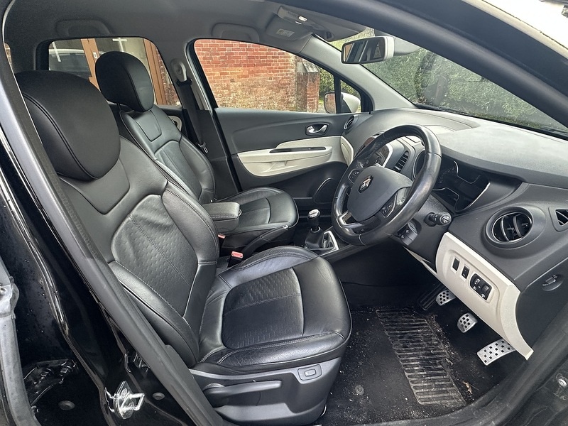 Used Renault Captur 2018 for sale - 76670699: Photo 5