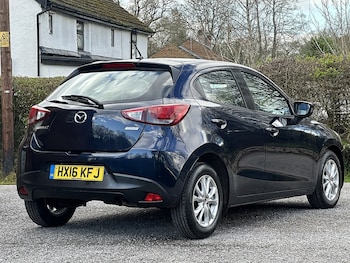 Used Mazda Mazda2 2016 for sale - 77584163: Photo