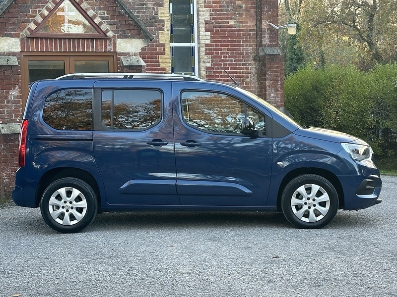 Used Vauxhall Combo Life 2022 for sale - 76628617: Photo 2