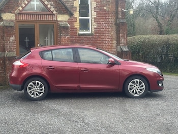 Used Renault Megane 2013 for sale - 77276899: Photo