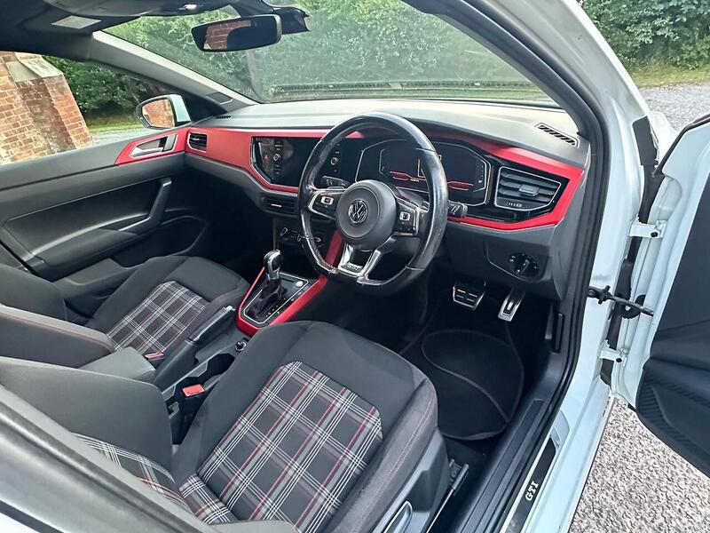 Used Volkswagen Polo 2019 for sale - 76628625: Photo 14