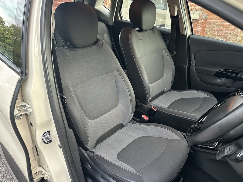 Used Renault Captur 2015 for sale - 76628613: Photo 11