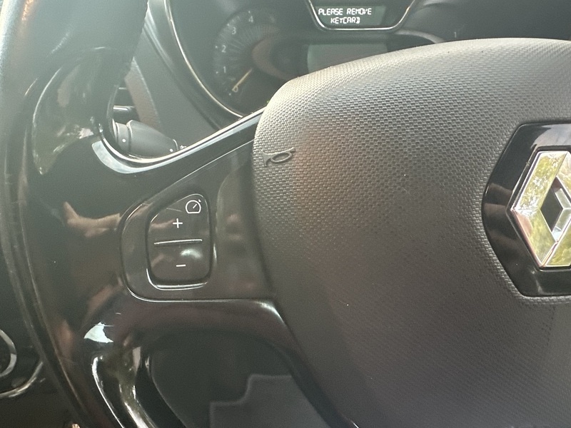 Used Renault Captur 2015 for sale - 76628613: Photo 22