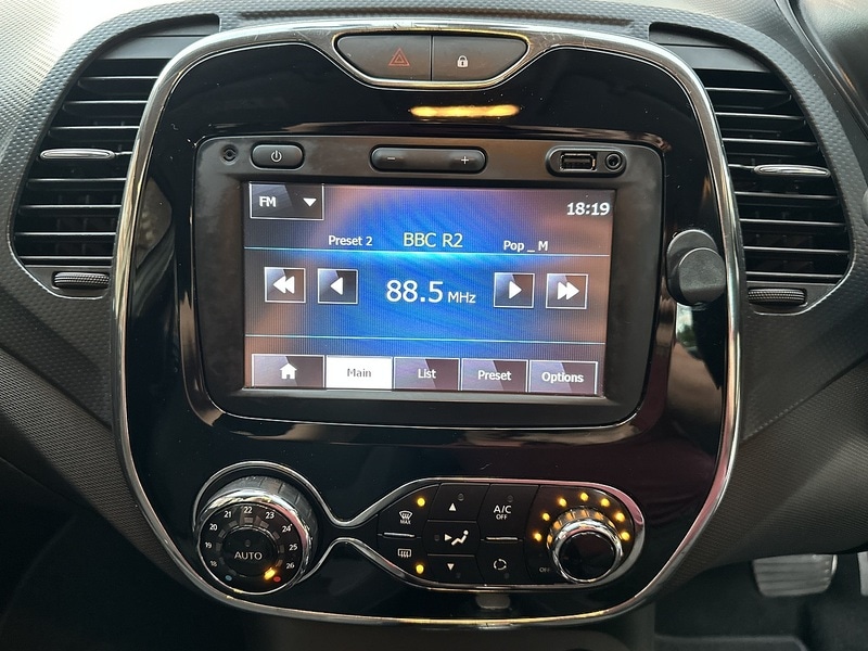 Used Renault Captur 2015 for sale - 76628613: Photo 25