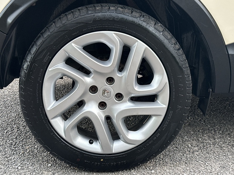 Used Renault Captur 2015 for sale - 76628613: Photo 29