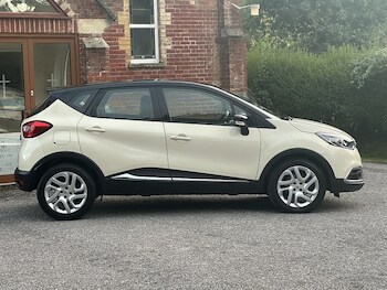 Used Renault Captur 2015 for sale - 76628613: Photo