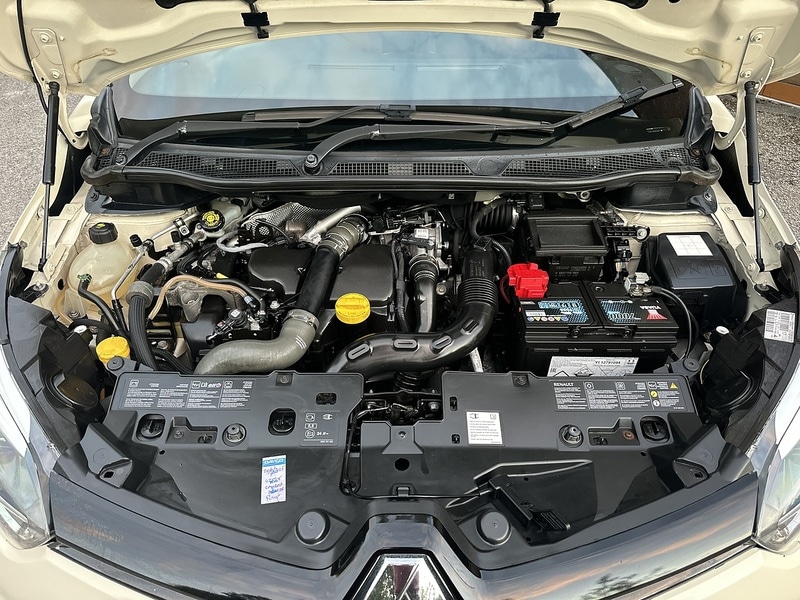 Used Renault Captur 2015 for sale - 76628613: Photo 34