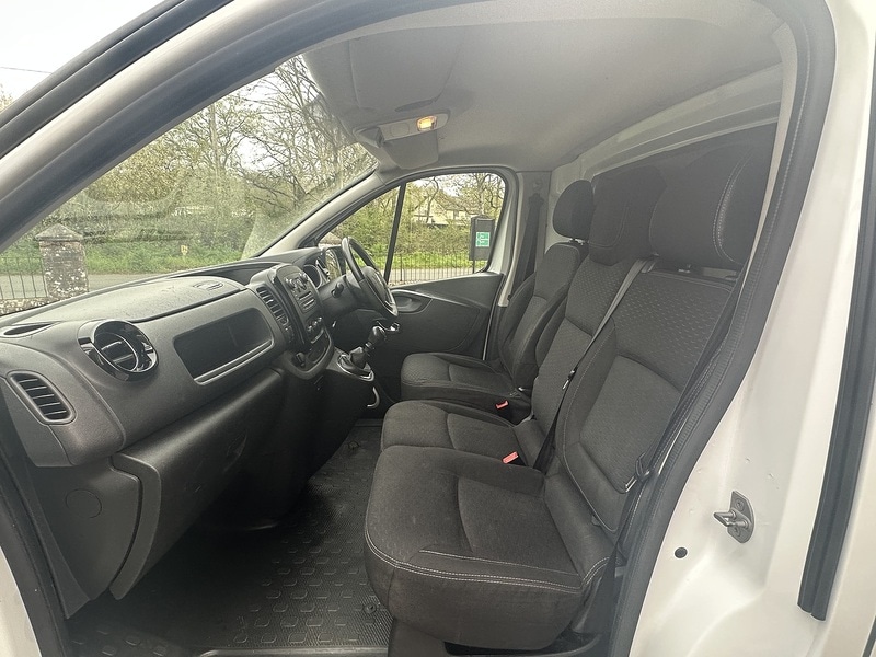 Used Vauxhall Vivaro 2015 for sale - 78177493: Photo 15