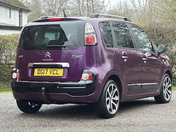 Used Citroen C3 Picasso 2017 for sale - 77789008: Photo