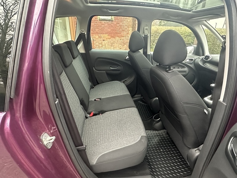 Used Citroen C3 Picasso 2017 for sale - 77789008: Photo 6