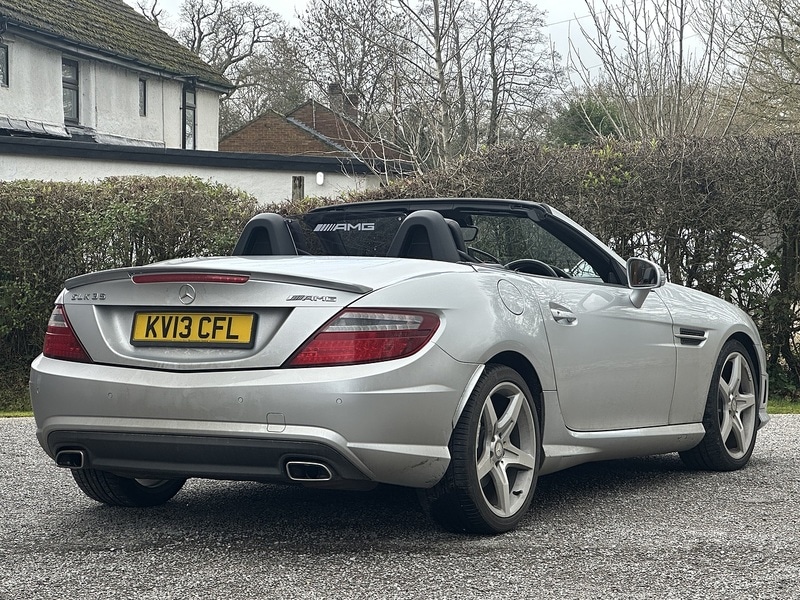 Used Mercedes-Benz SLK 2013 for sale - 77543649: Photo 4