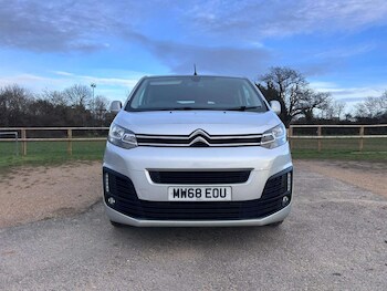 Used Citroen Space Tourer 2019 for sale - 77210019: Photo