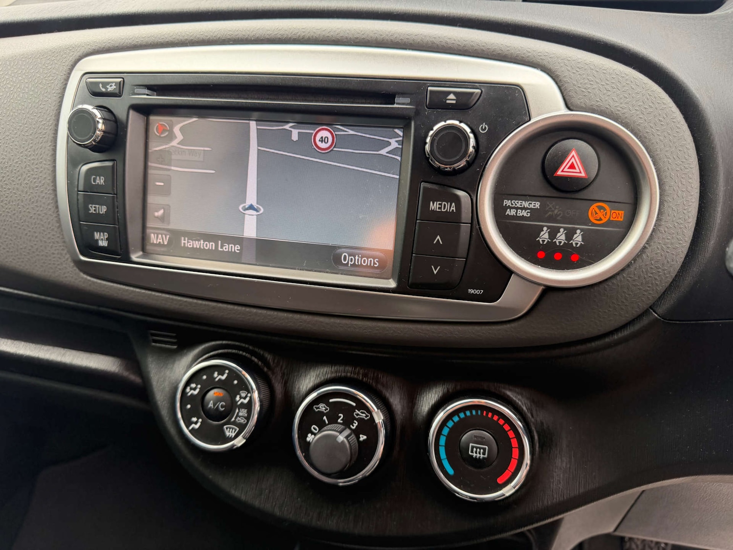 Used Toyota Yaris 2012 for sale - 77394884: Photo 11