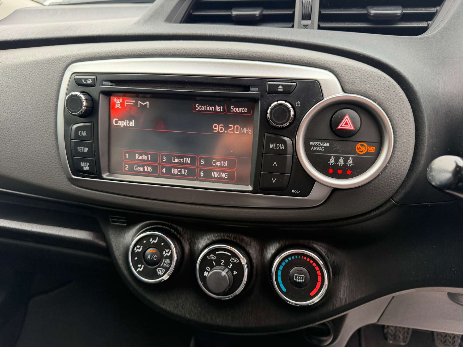 Used Toyota Yaris 2012 for sale - 77394884: Photo 13