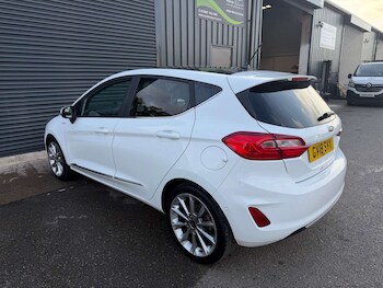 Used Ford Fiesta 2018 for sale - 77245110: Photo