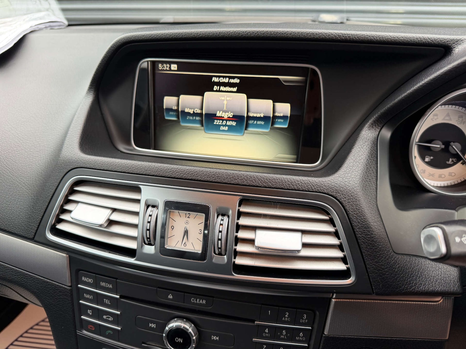 Used Mercedes-Benz E Class 2015 for sale - 77445643: Photo 17