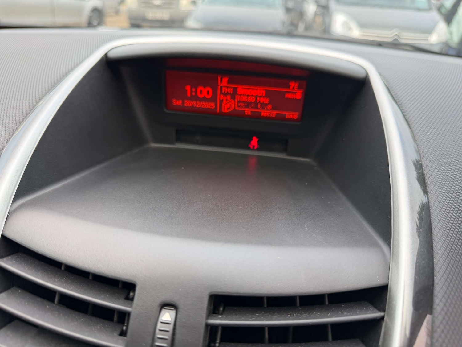 Used Peugeot 207 2012 for sale - 77115867: Photo 17