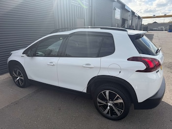 Used Peugeot 2008 2018 for sale - 78201078: Photo