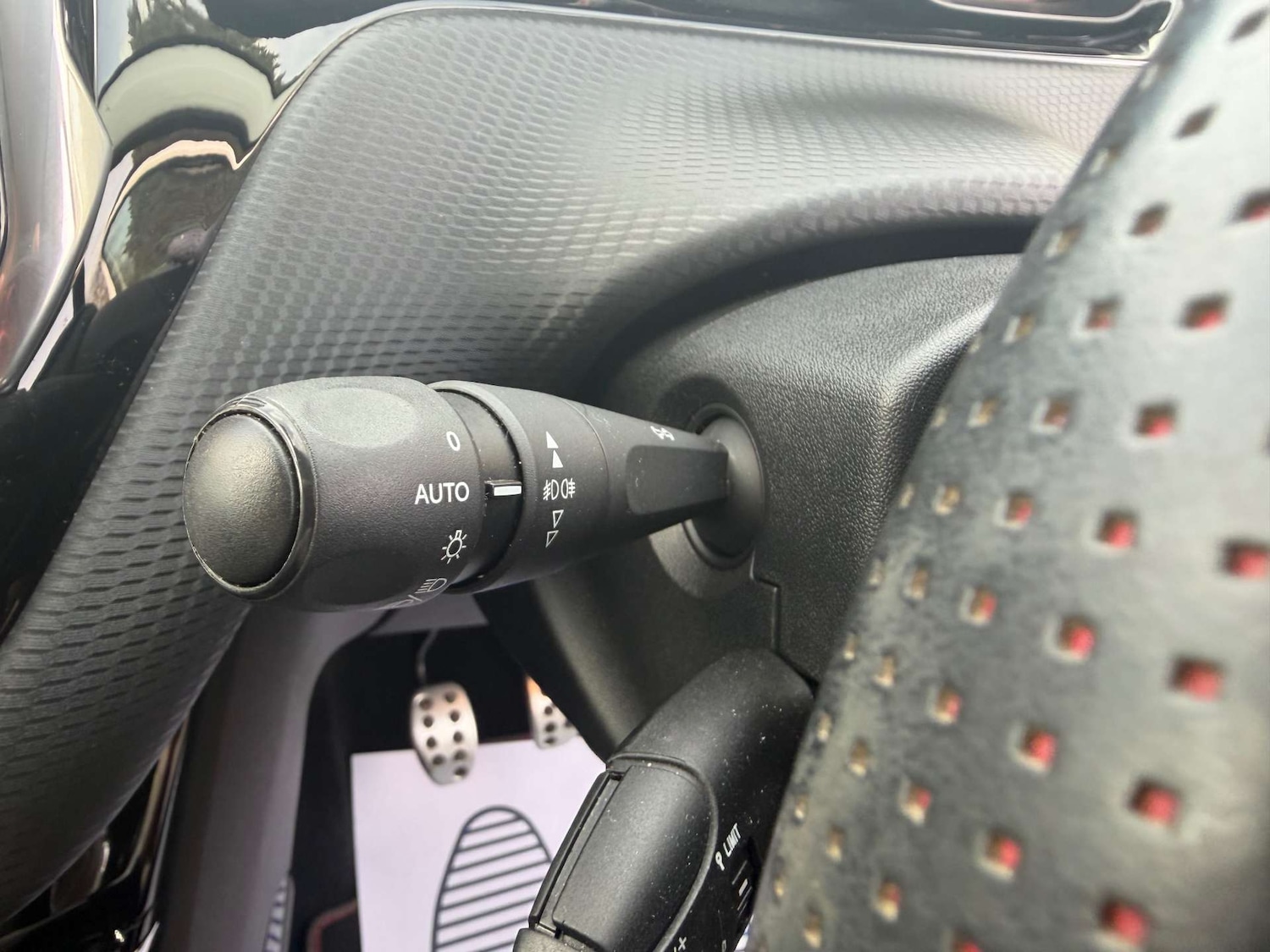 Used Peugeot 2008 2018 for sale - 78201078: Photo 8