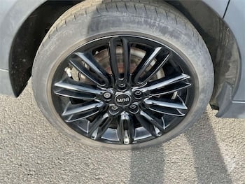 Used MINI Hatch 2023 for sale - 79853440: Photo