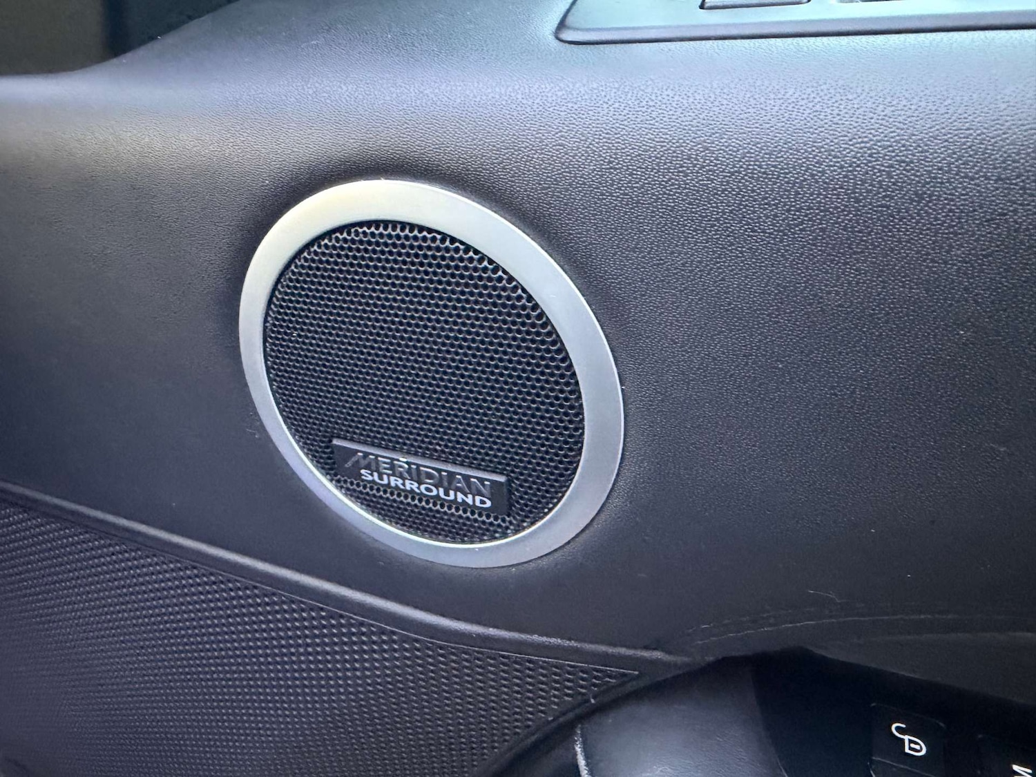 Used Land Rover Discovery 2018 for sale - 76642989: Photo 13