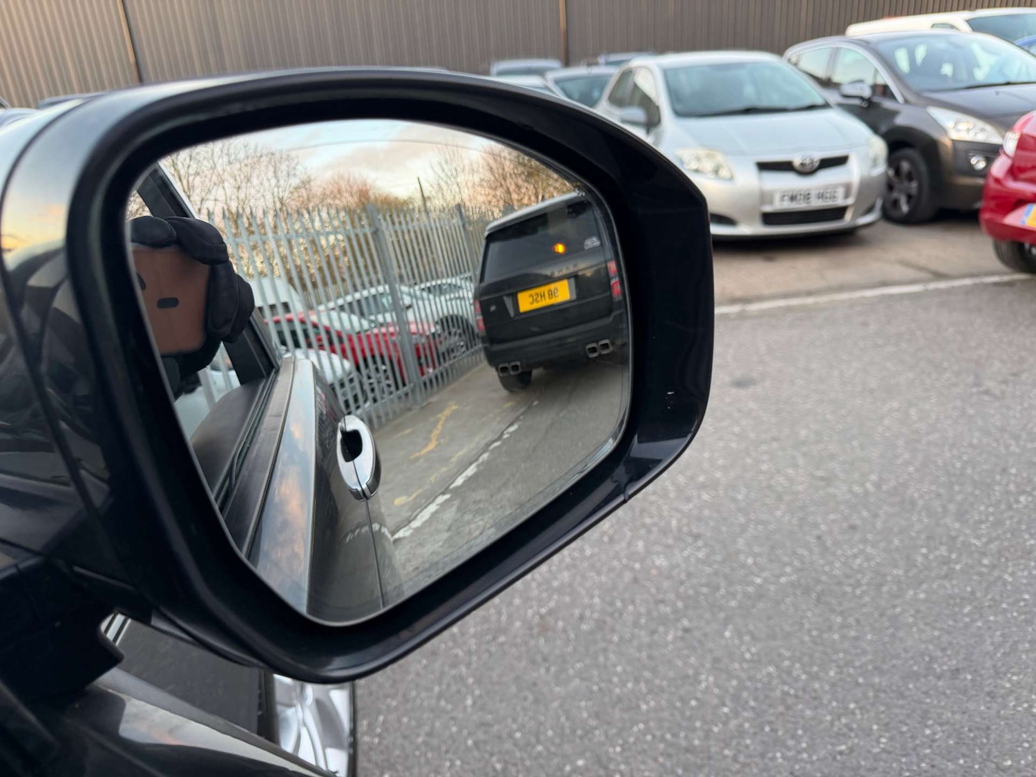 Used Land Rover Discovery 2018 for sale - 76642989: Photo 17