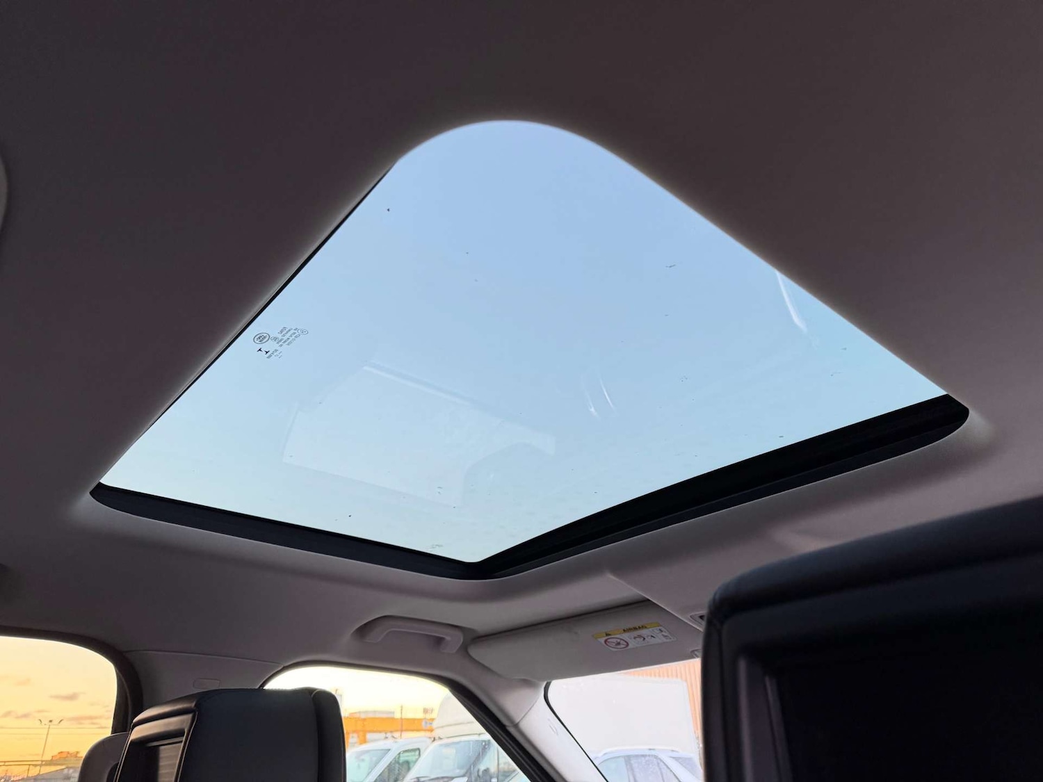 Used Land Rover Discovery 2018 for sale - 76642989: Photo 22