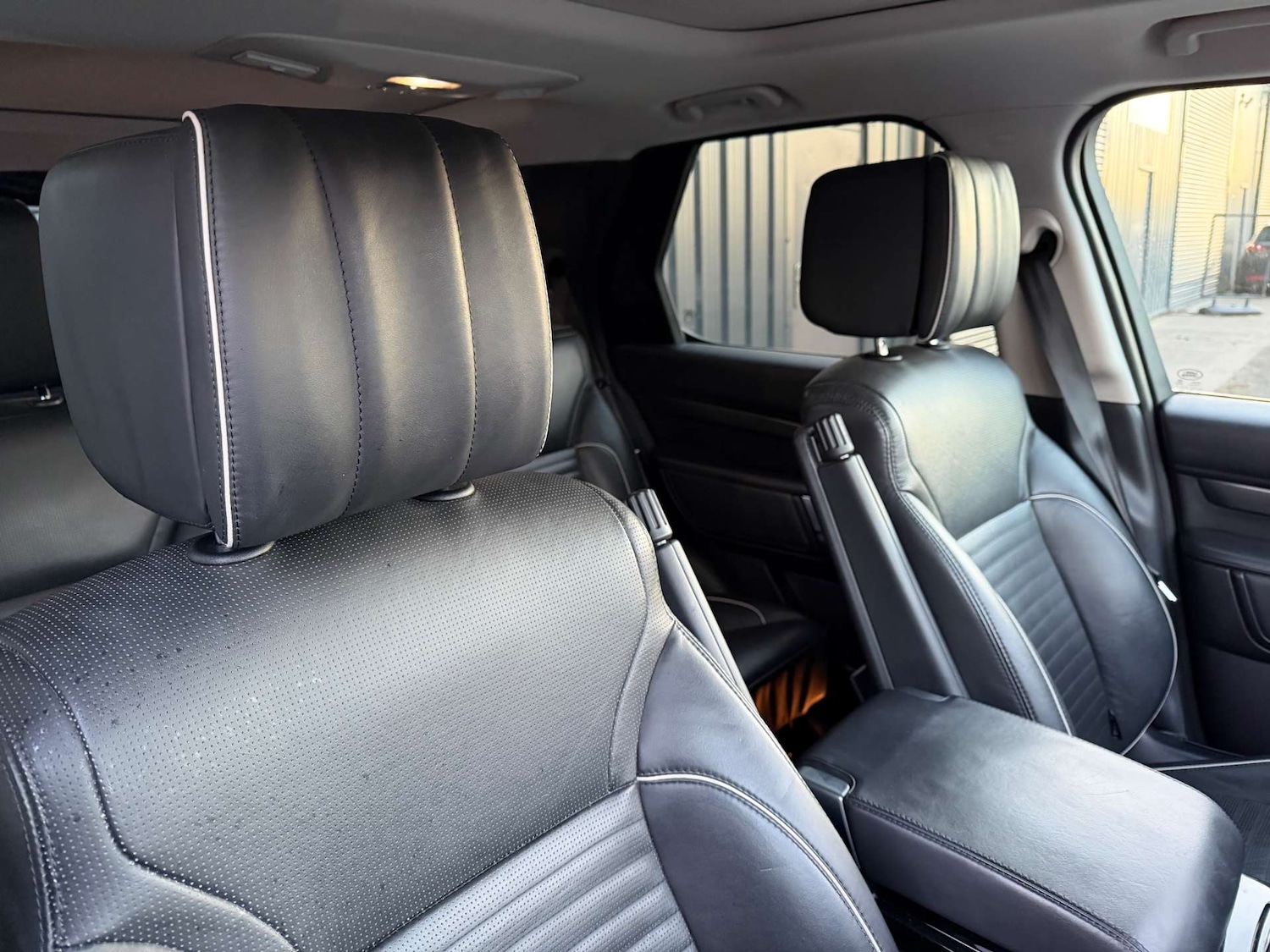 Used Land Rover Discovery 2018 for sale - 76642989: Photo 27