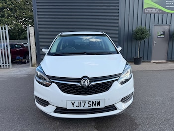 Used Vauxhall Zafira Tourer 2017 for sale - 79343888: Photo