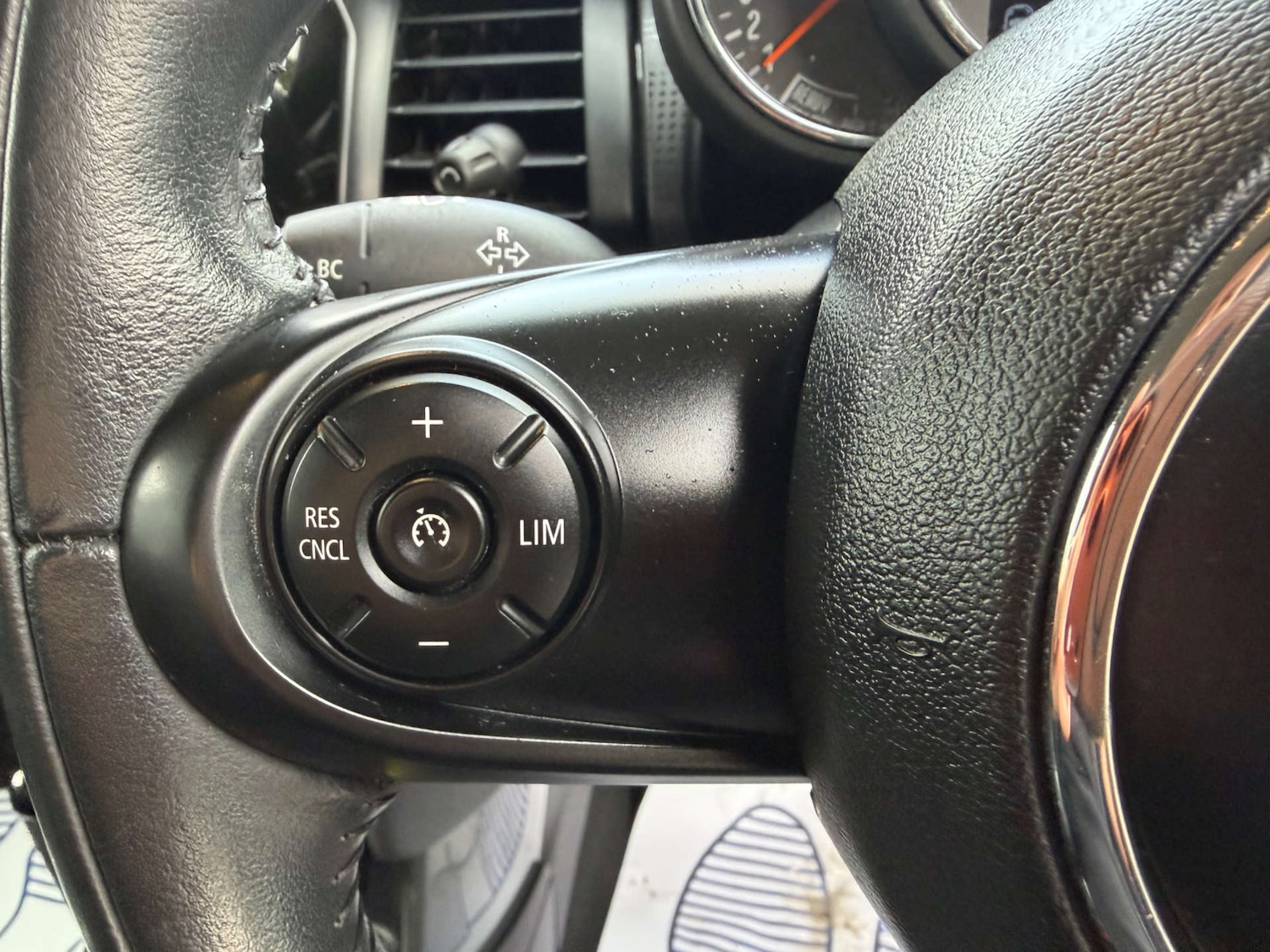 Used MINI Hatch 2019 for sale - 77483012: Photo 12