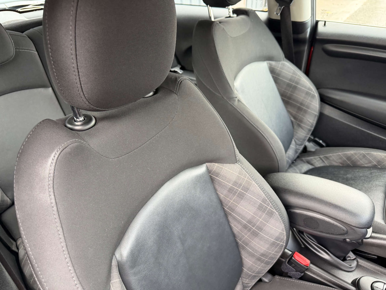 Used MINI Hatch 2019 for sale - 77483012: Photo 7