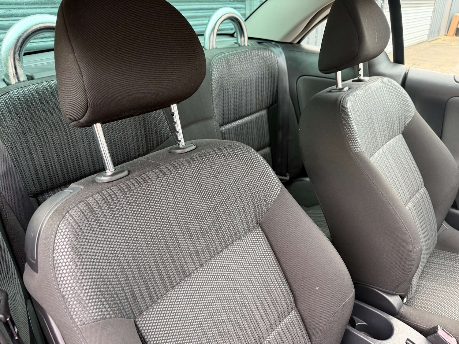 Used Peugeot 207 2012 for sale - 77022349: Photo 9