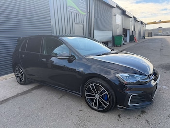 Used Volkswagen Golf 2017 for sale - 78003801: Photo