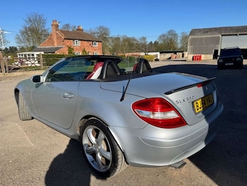 Used Mercedes-Benz SLK 2004 for sale - 76476781: Photo
