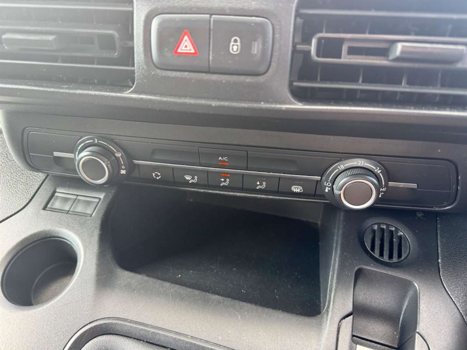 Used Citroen Berlingo 2020 for sale - 76476769: Photo 19