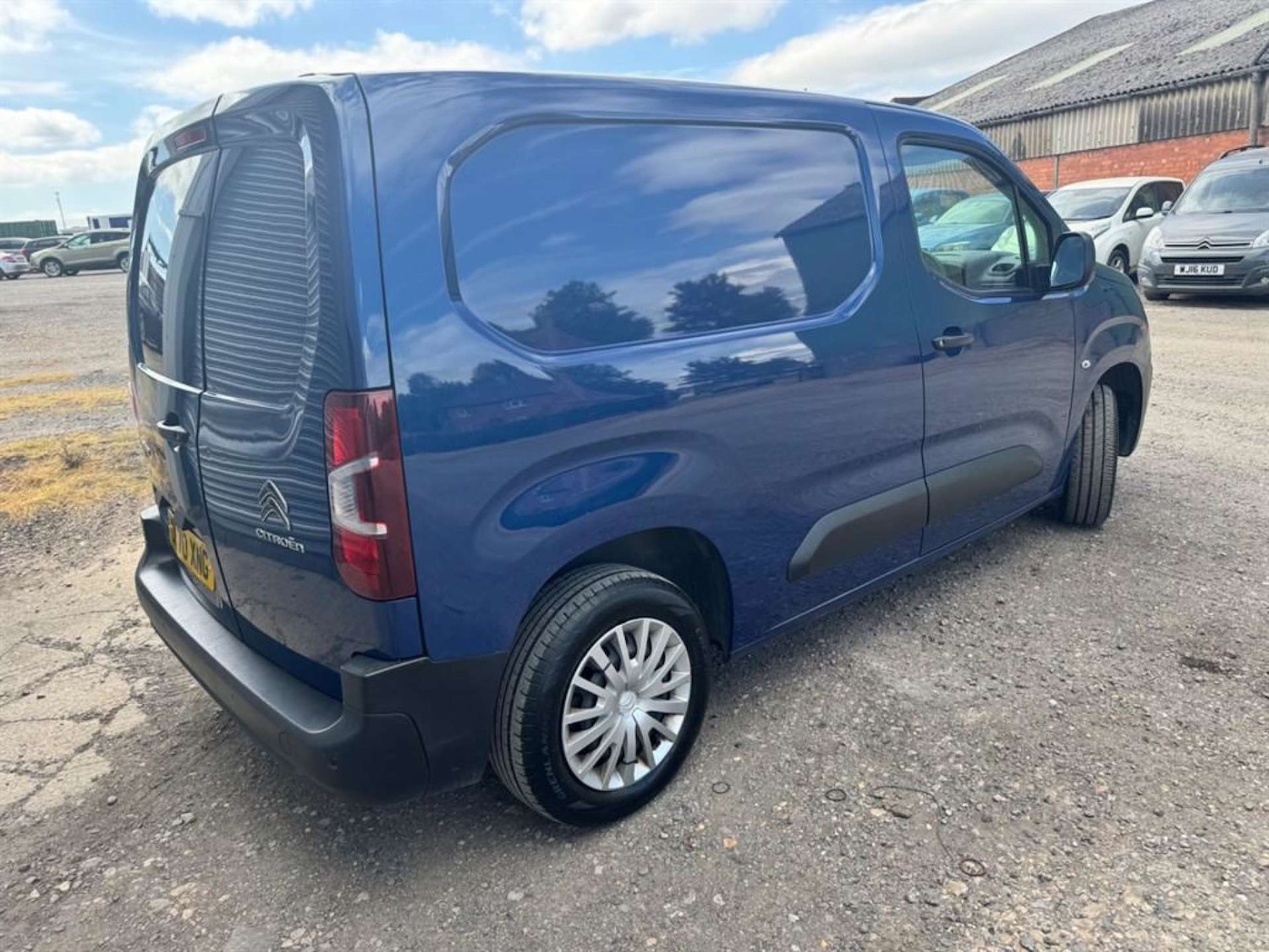 Used Citroen Berlingo 2020 for sale - 76476769: Photo 4