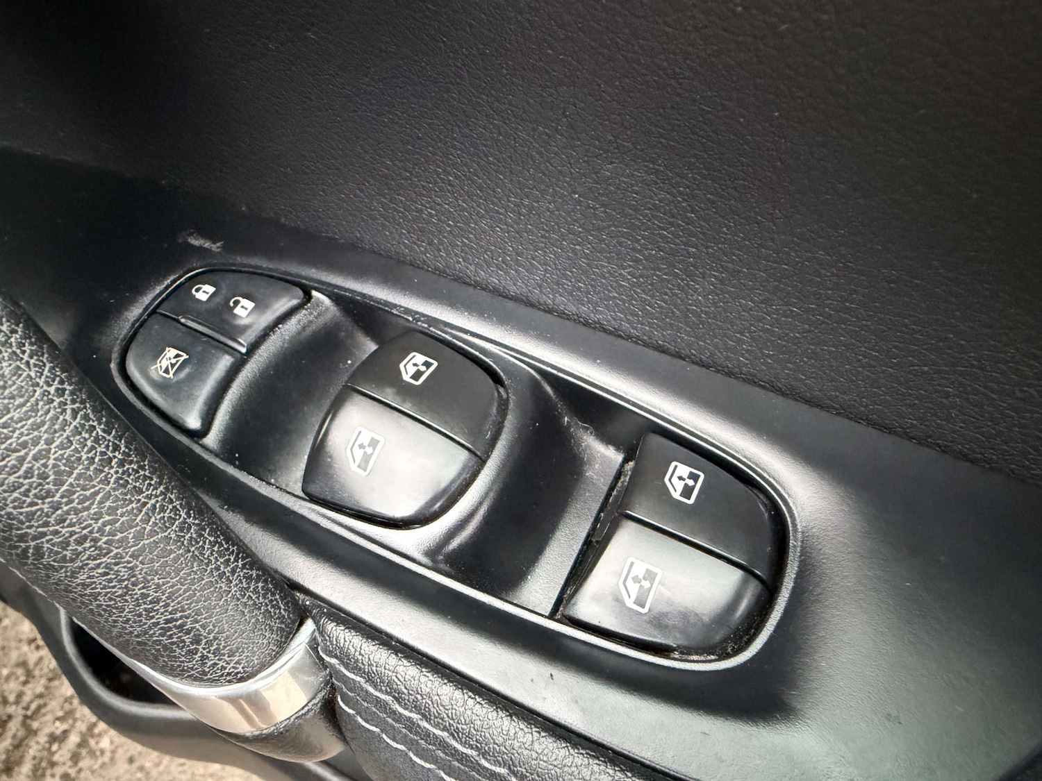 Used Nissan Qashqai 2017 for sale - 76476782: Photo 13