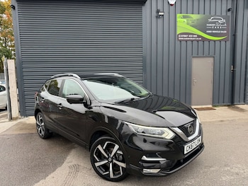 Used Nissan Qashqai 2017 for sale - 76476782: Photo