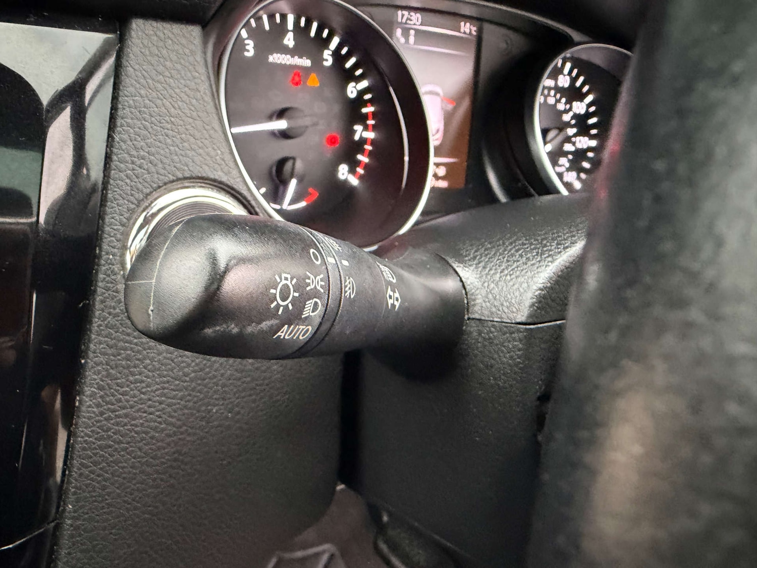 Used Nissan Qashqai 2017 for sale - 76476782: Photo 28