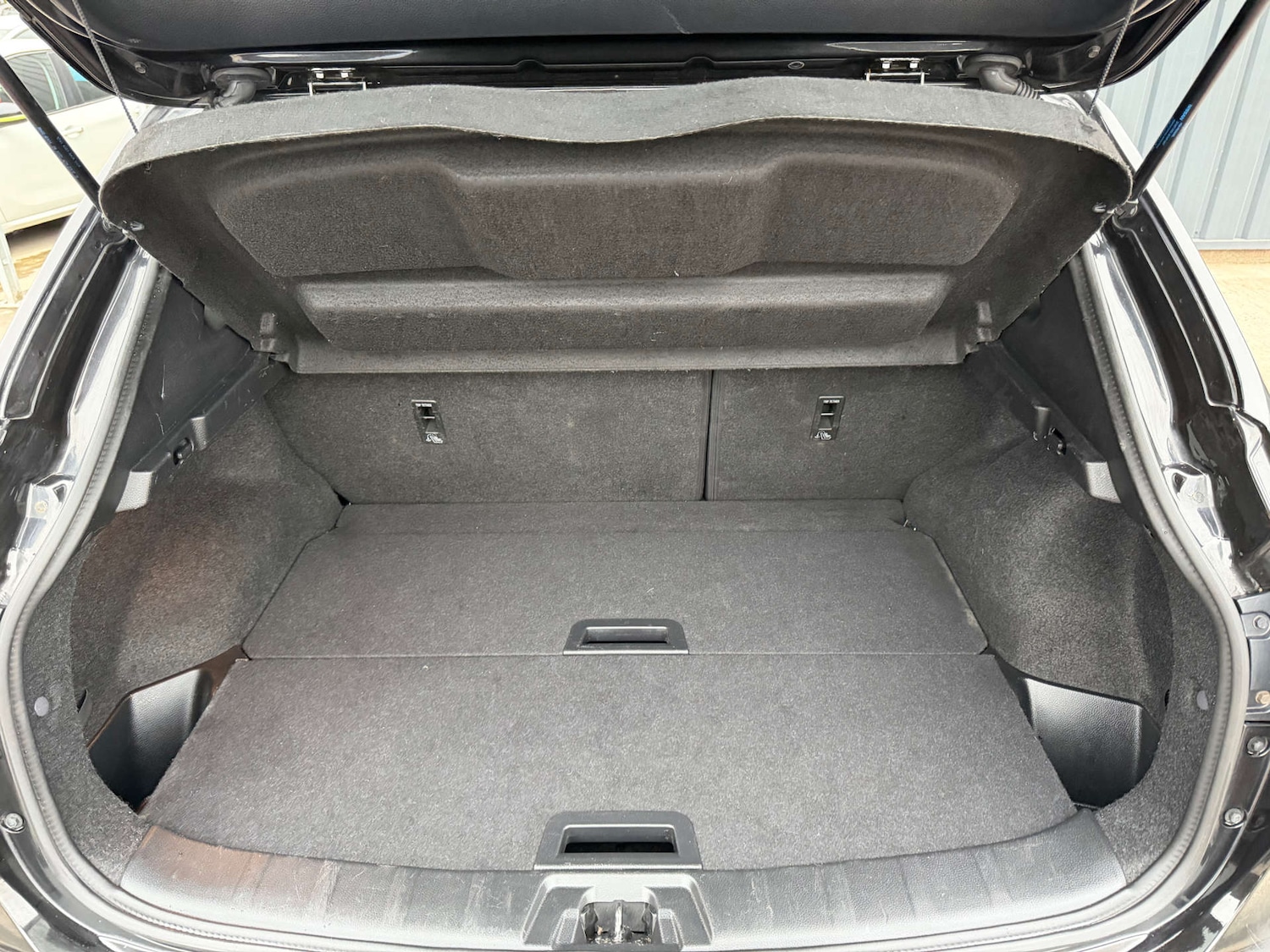 Used Nissan Qashqai 2017 for sale - 76476782: Photo 8