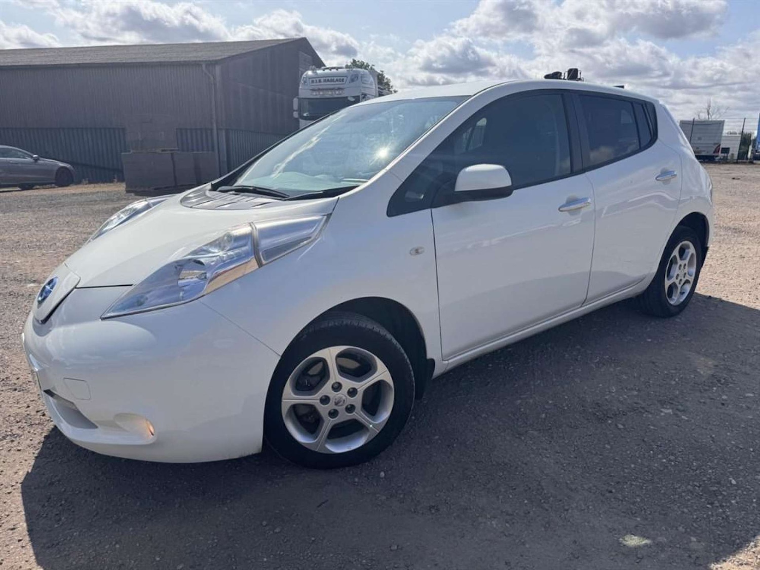Used Nissan Leaf 2015 for sale - 76476768: Photo 1