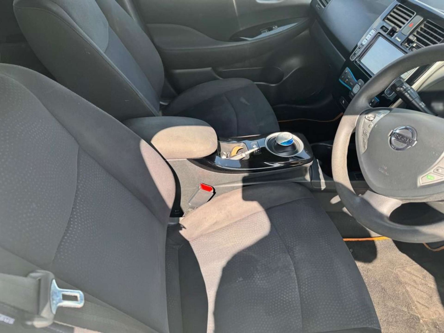 Used Nissan Leaf 2015 for sale - 76476768: Photo 10