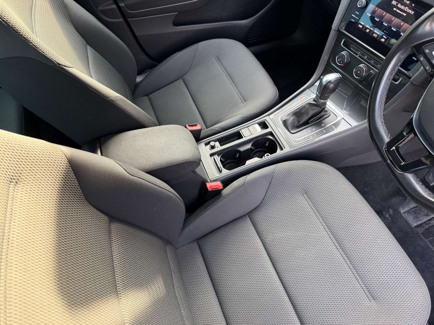 Used Volkswagen Golf 2019 for sale - 76476763: Photo 18