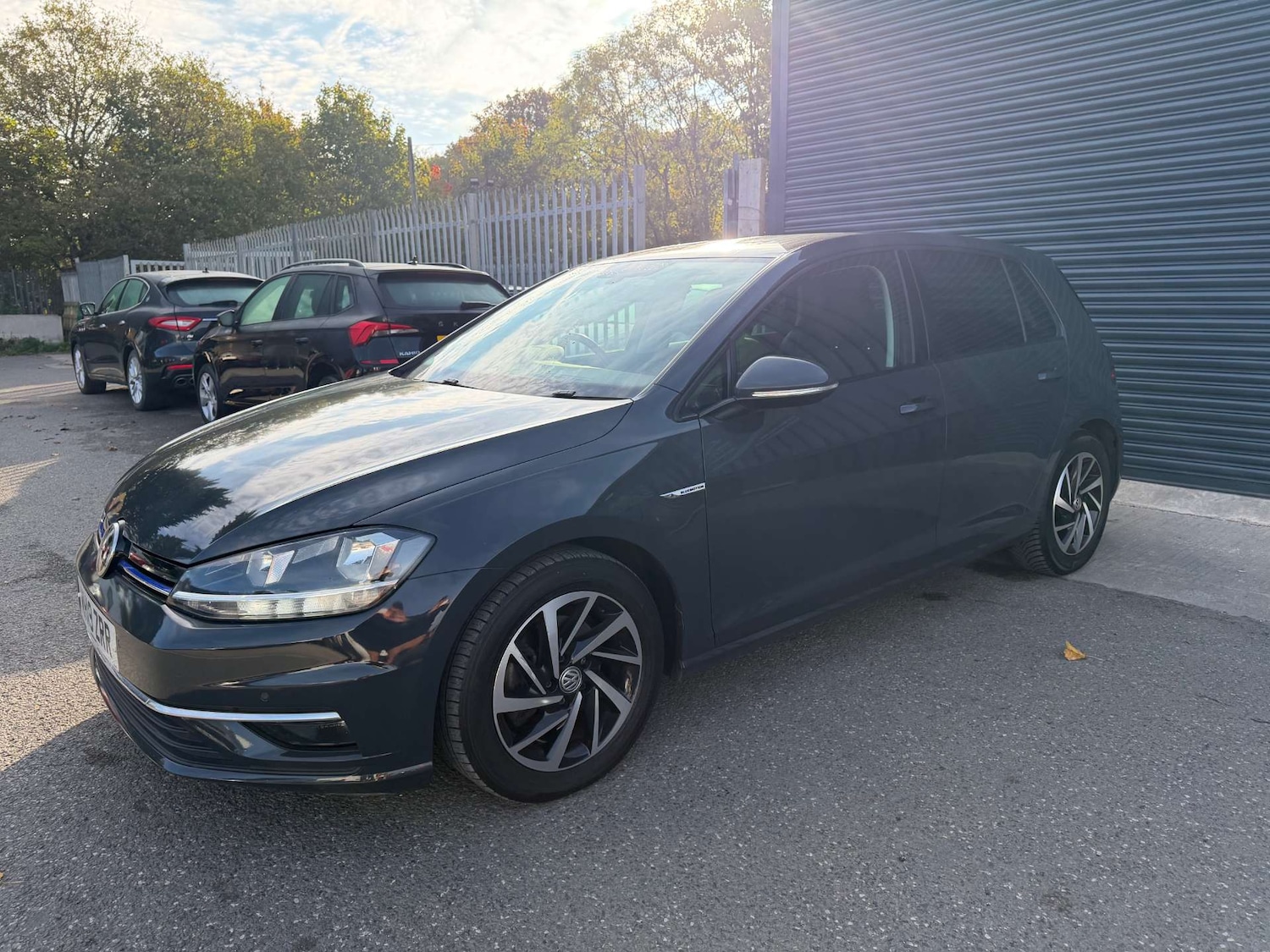 Used Volkswagen Golf 2019 for sale - 76476763: Photo 3