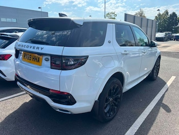Used Land Rover Discovery Sport 2019 for sale - 79573124: Photo