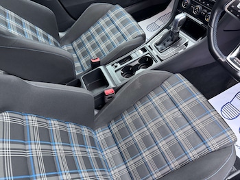 Used Volkswagen Golf 2018 for sale - 77606733: Photo